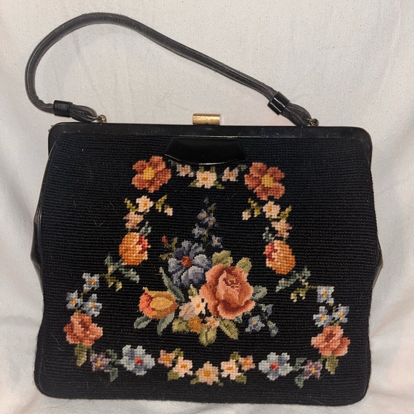 Handbags - Vintage Floral Embroidered Black Shoulder Bag | Chic Accessory